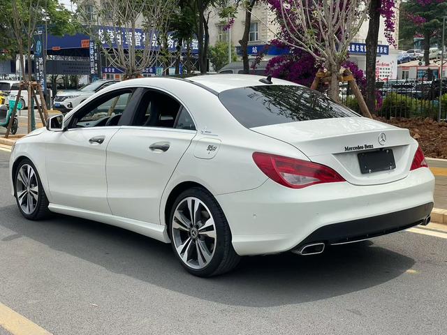 Mercedes-Benz Mercedes-Benz CLA (Import)