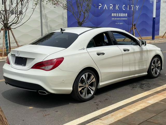Mercedes-Benz Mercedes-Benz CLA (Import)