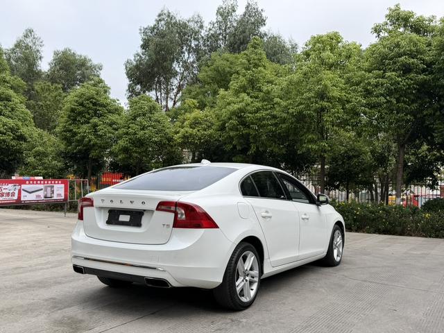 Volvo Volvo S60