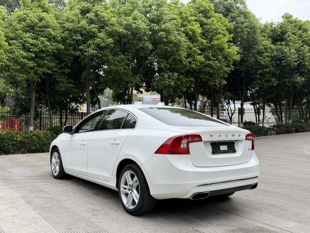 Volvo Volvo S60