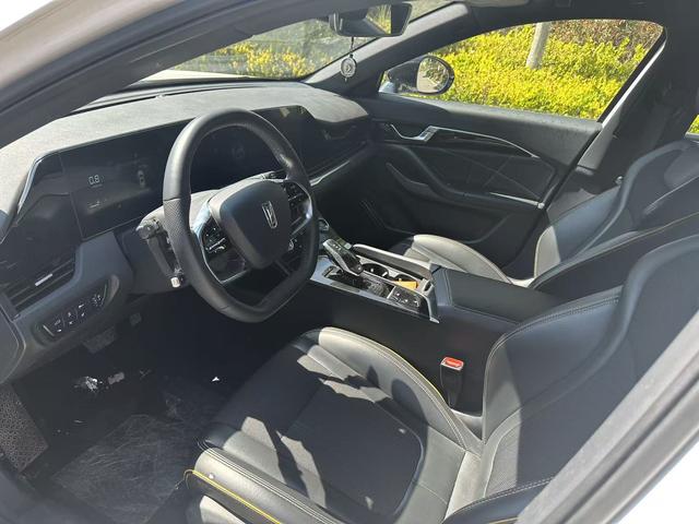 Besturn Bestune B70S