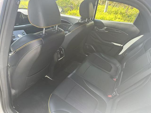 Besturn Bestune B70S
