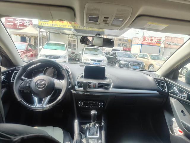 Mazda Mazda 3 Axela
