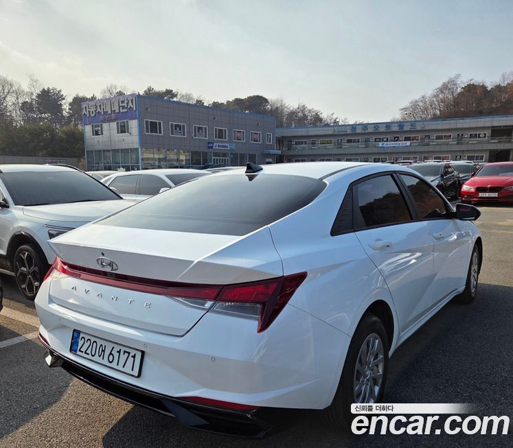 Hyundai AVANTE