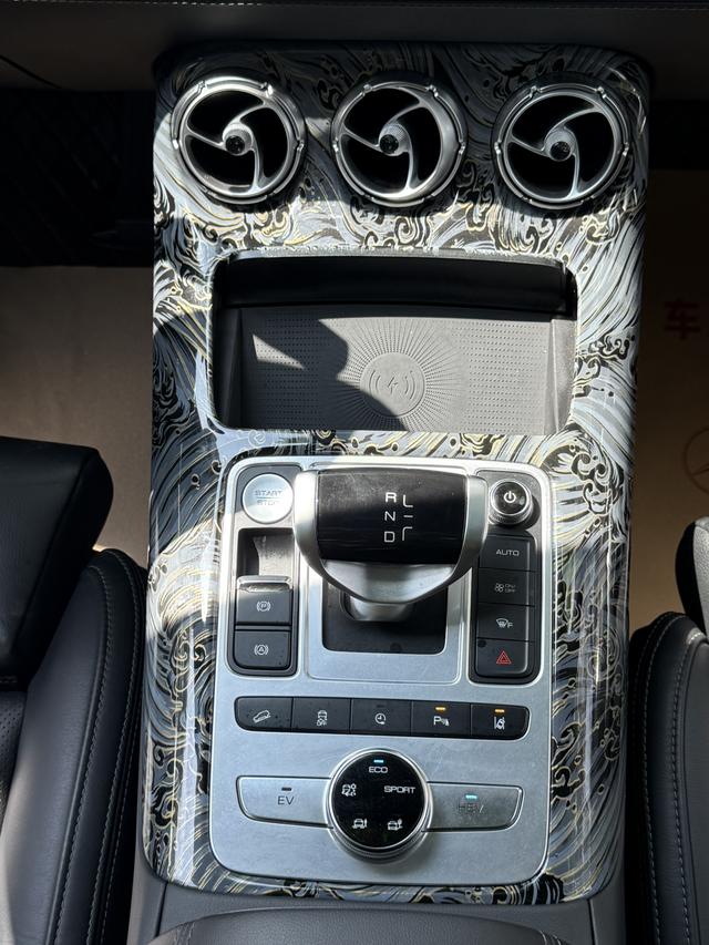 Denza Denza X PHEV