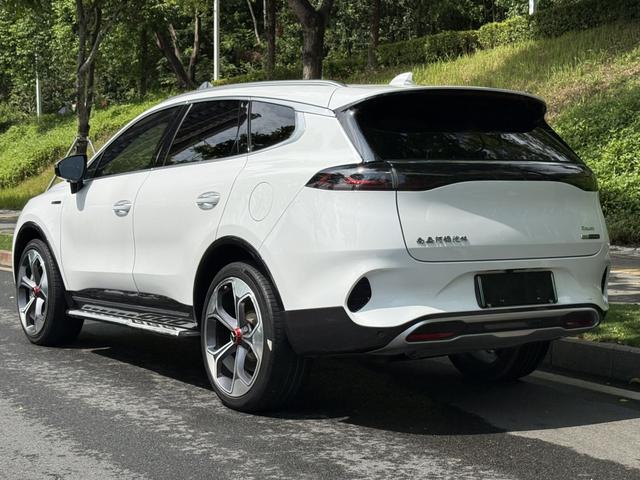 Denza Denza X PHEV
