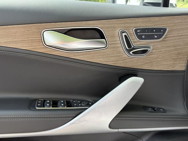 Denza Denza X PHEV