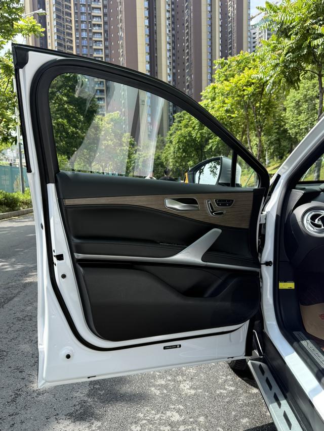 Denza Denza X PHEV