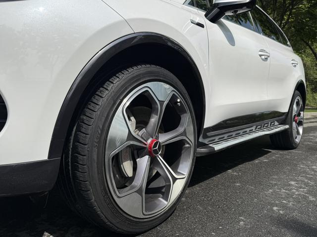 Denza Denza X PHEV