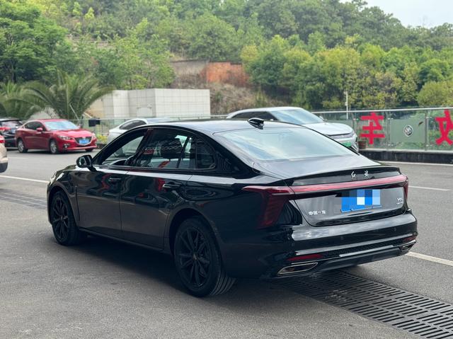 Hongqi Hongqi H5