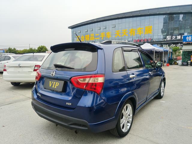 Suzuki Liana A6