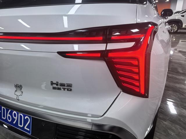 Hongqi Hongqi HS3
