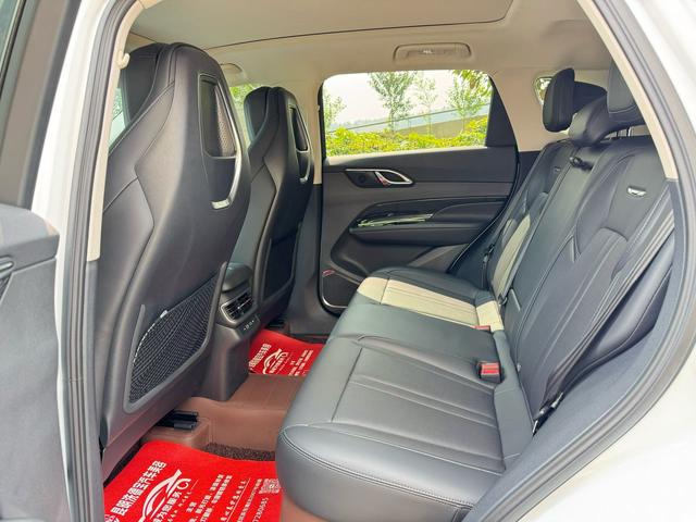 Hongqi Hongqi HS3