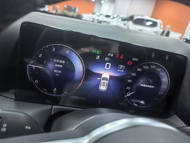 Hongqi Hongqi HS3