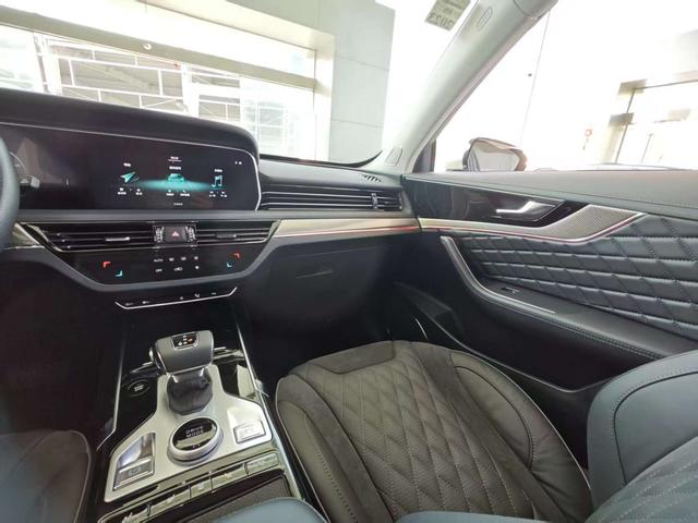 Hongqi Hongqi HS5
