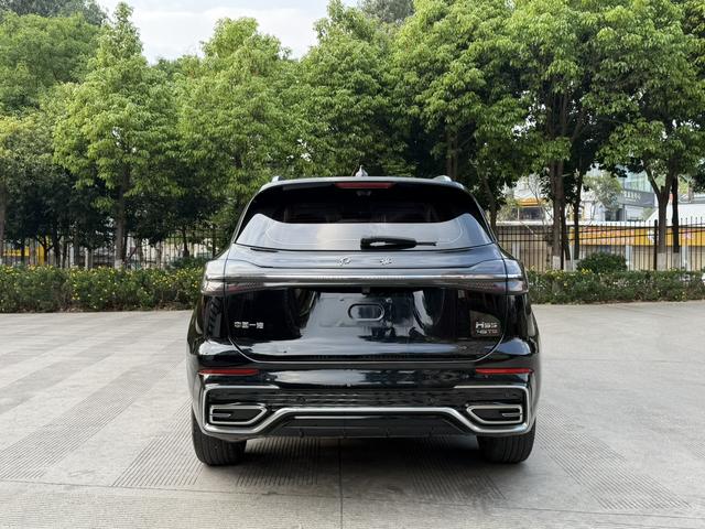 Hongqi Hongqi HS5