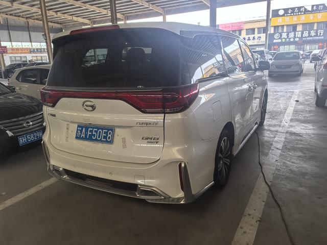 GAC Trumpchi Trumpchi M8