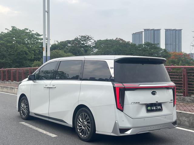 GAC Trumpchi Trumpchi M8