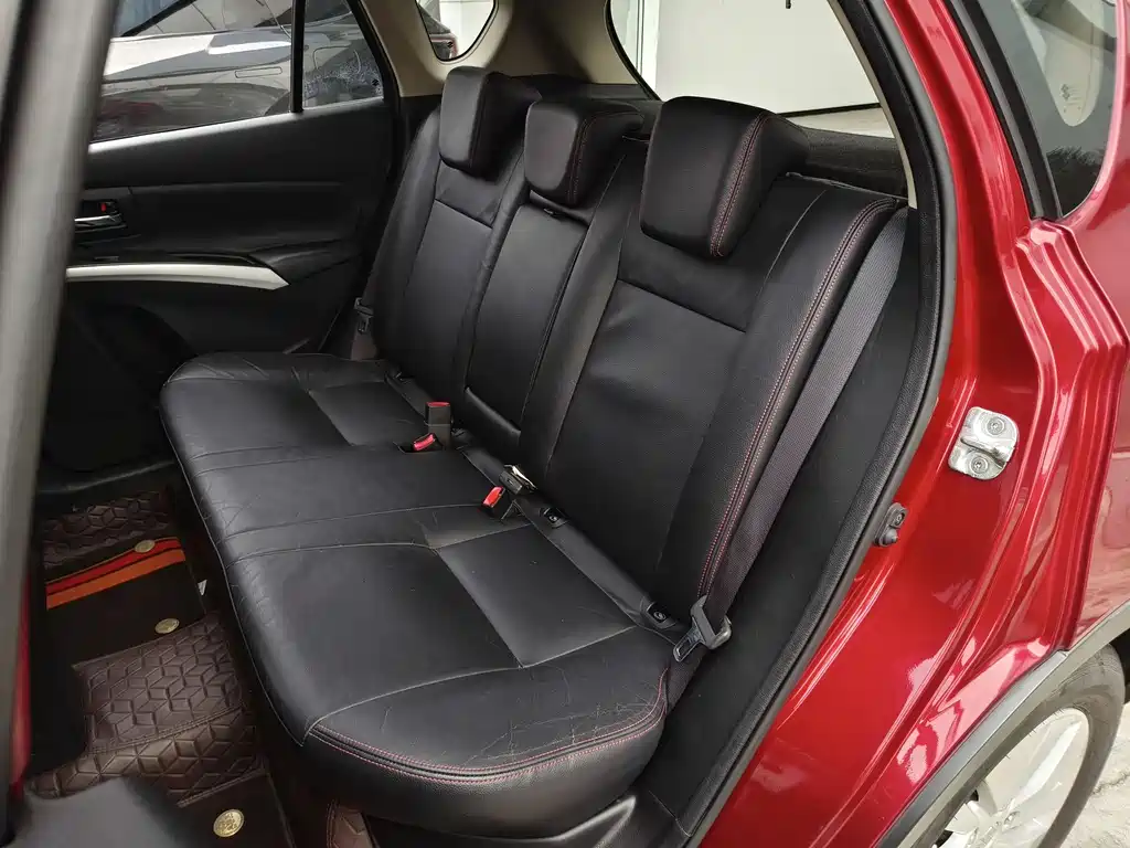 Suzuki S-Cross