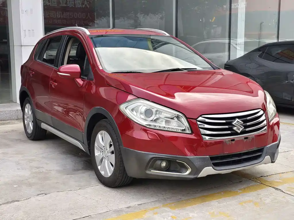 Suzuki S-Cross