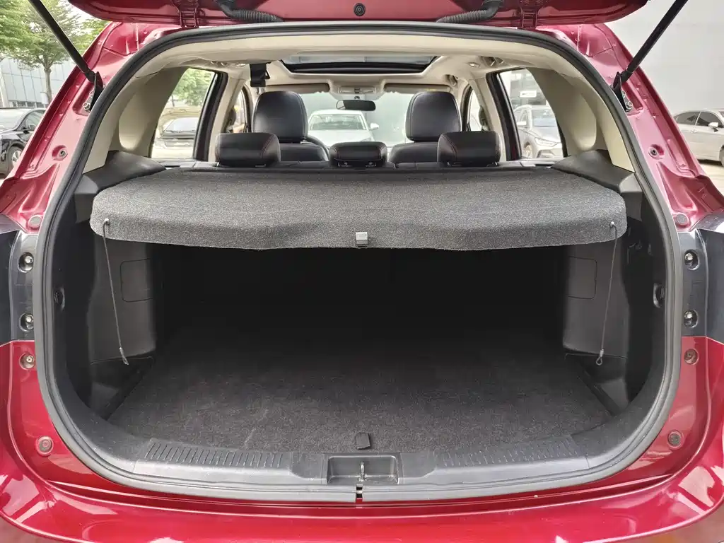 Suzuki S-Cross