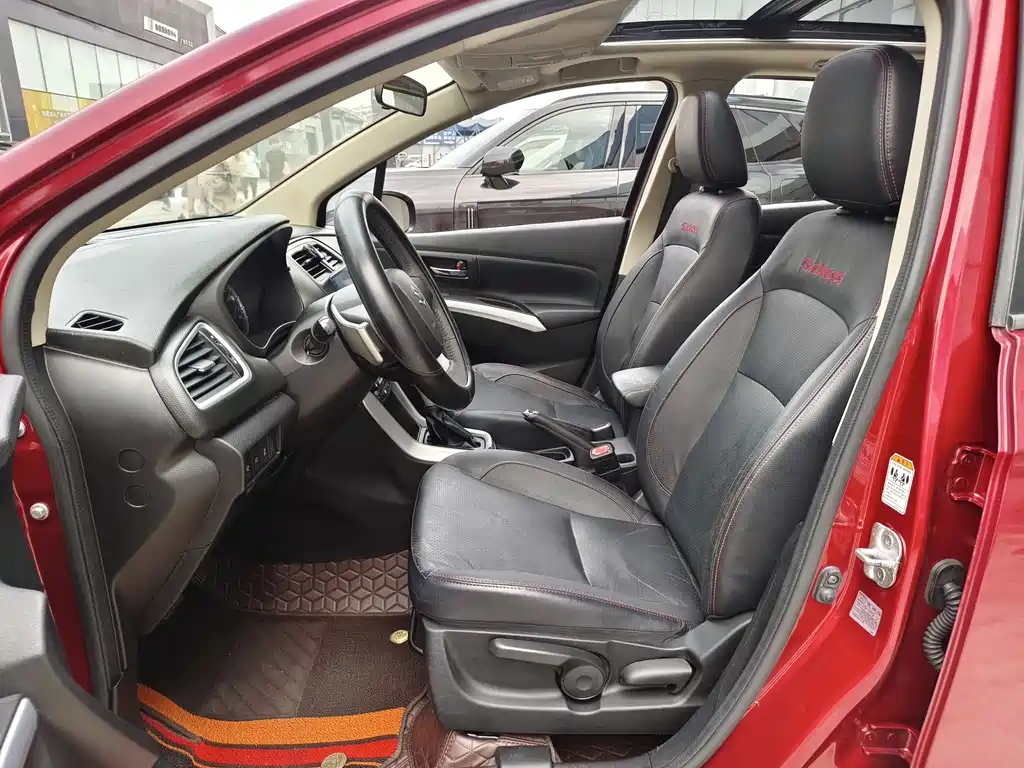 Suzuki S-Cross