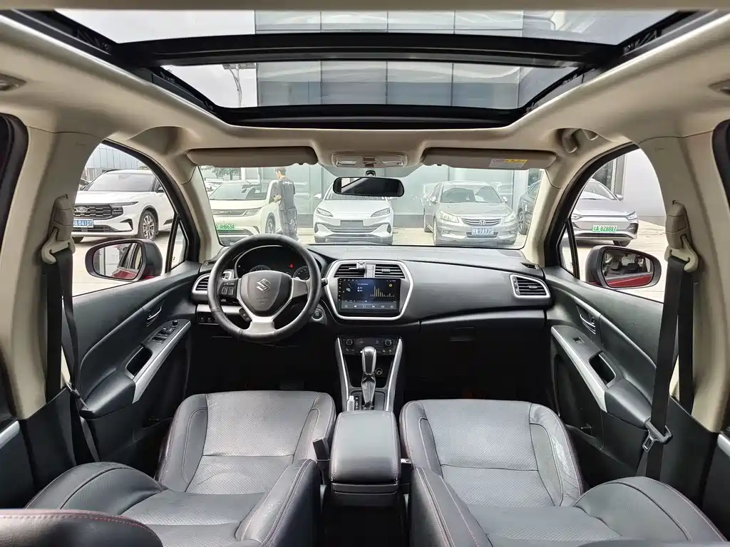 Suzuki S-Cross