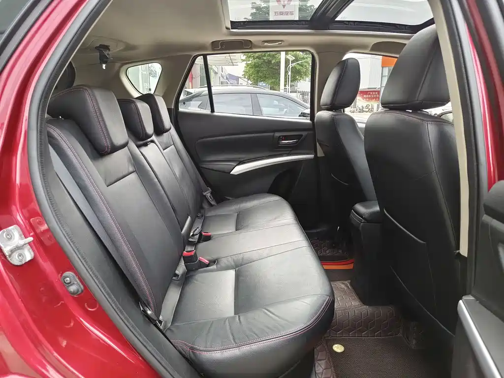 Suzuki S-Cross
