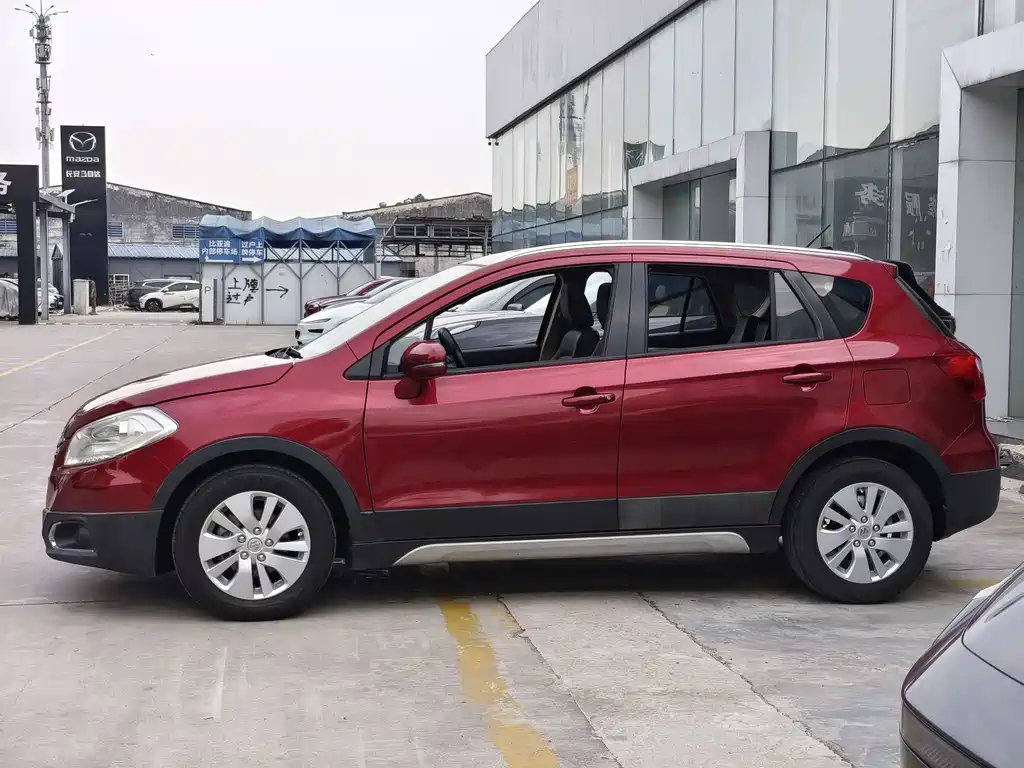 Suzuki S-Cross