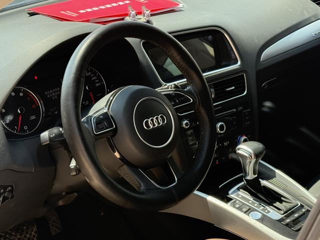 Audi Audi Q5