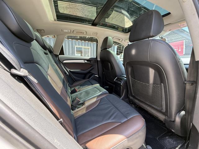 Audi Audi Q5