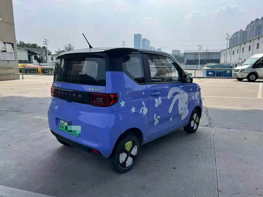 Wuling MINIEV