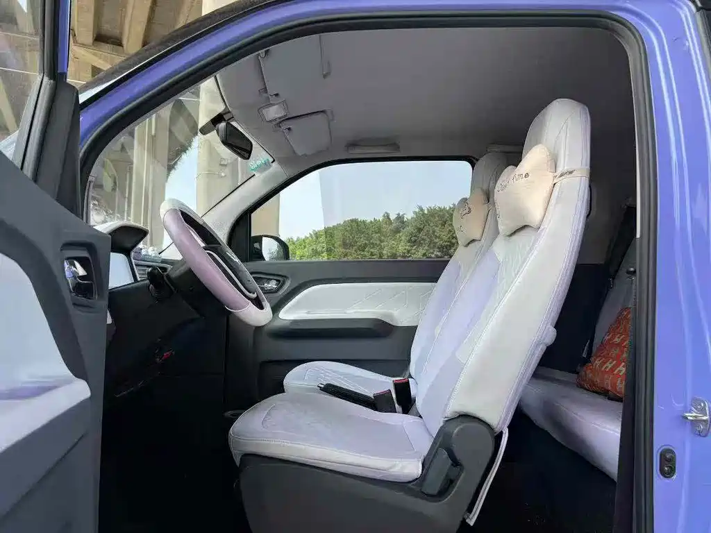 Wuling MINIEV