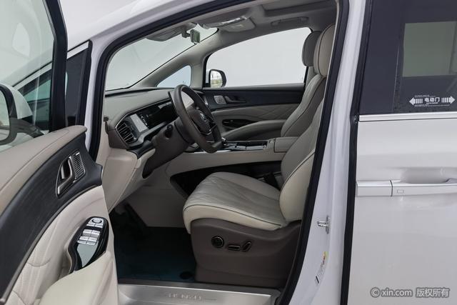 Denza Denza D9 DM