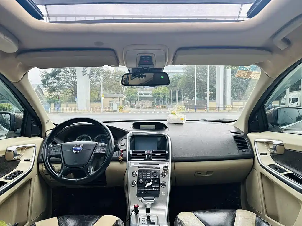 Volvo XC60 (Import)