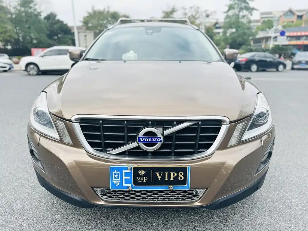 Volvo XC60 (Import)