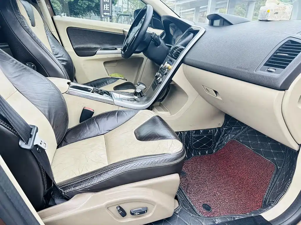 Volvo XC60 (Import)