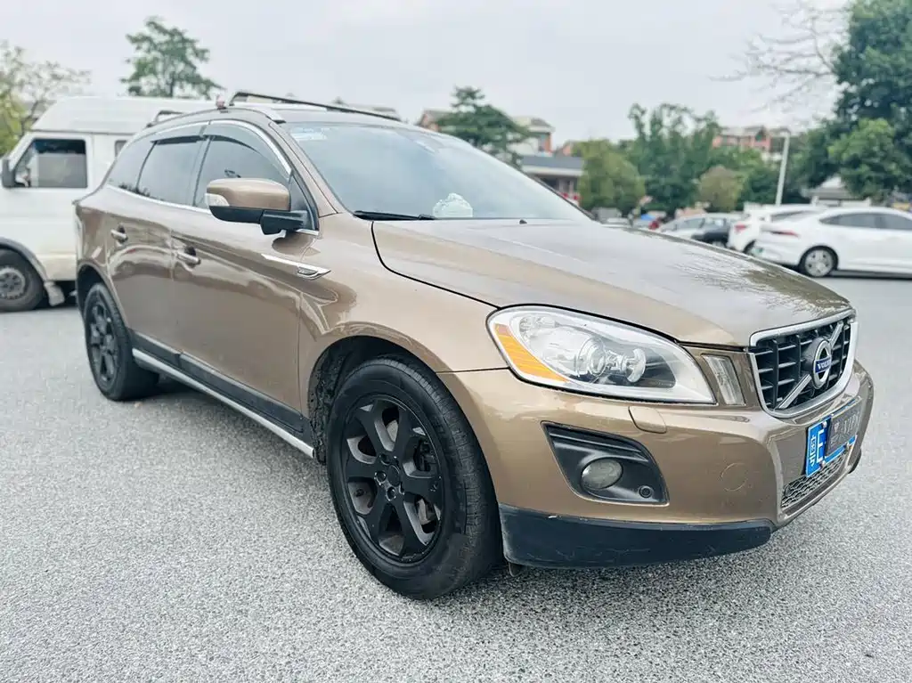 Volvo XC60 (Import)