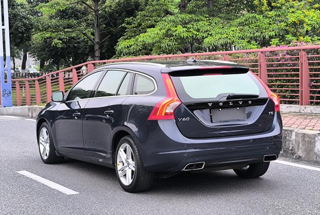 Volvo Volvo V60
