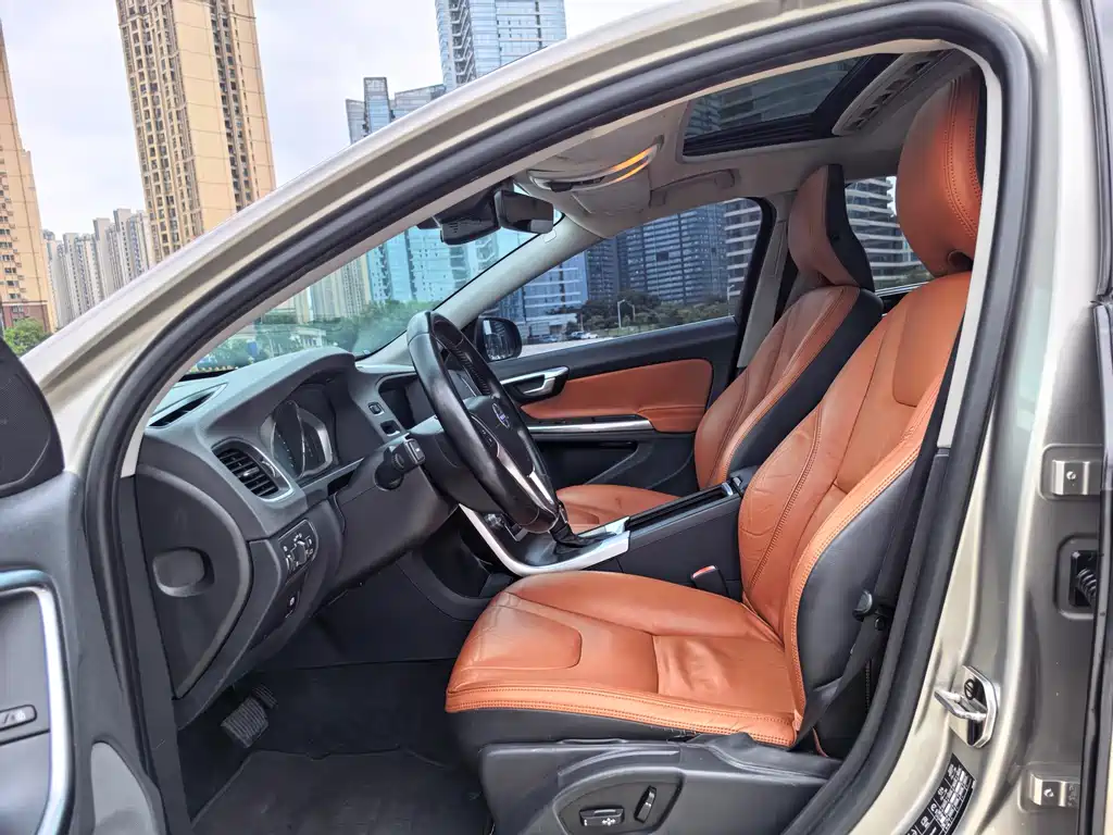 Volvo S60