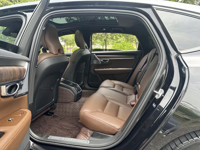 Volvo Volvo S90