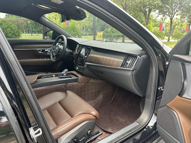Volvo Volvo S90