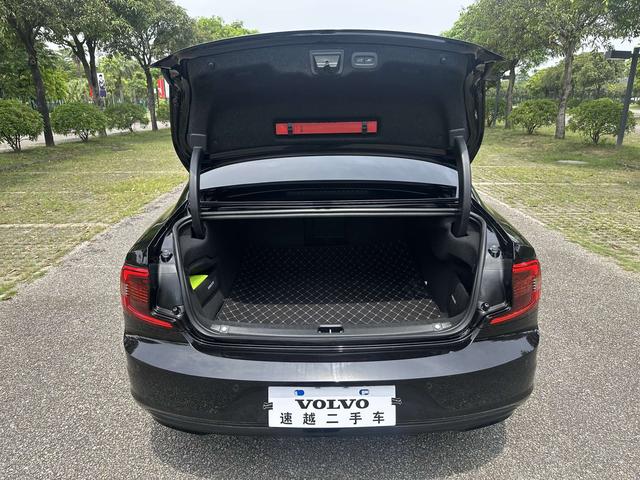 Volvo Volvo S90
