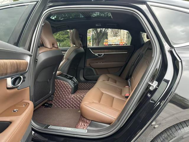 Volvo Volvo S90