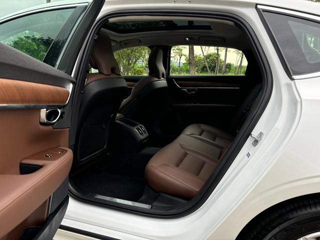 Volvo Volvo S90