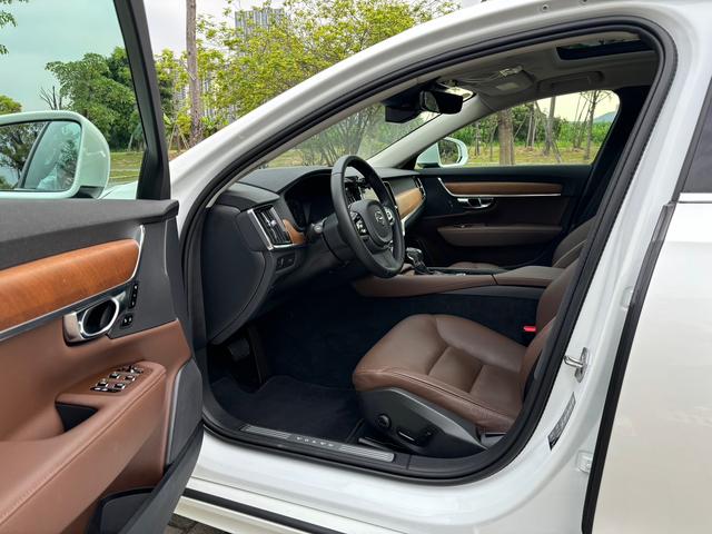 Volvo Volvo S90