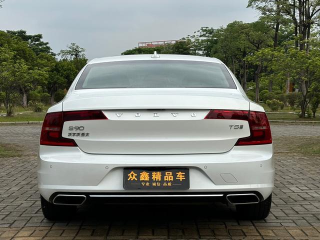 Volvo Volvo S90