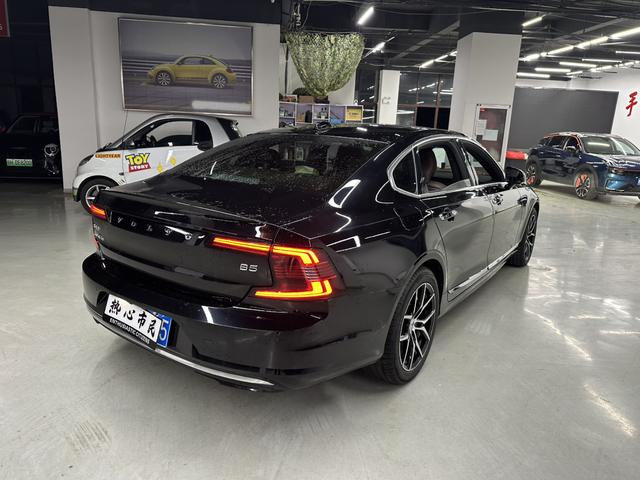 Volvo Volvo S90