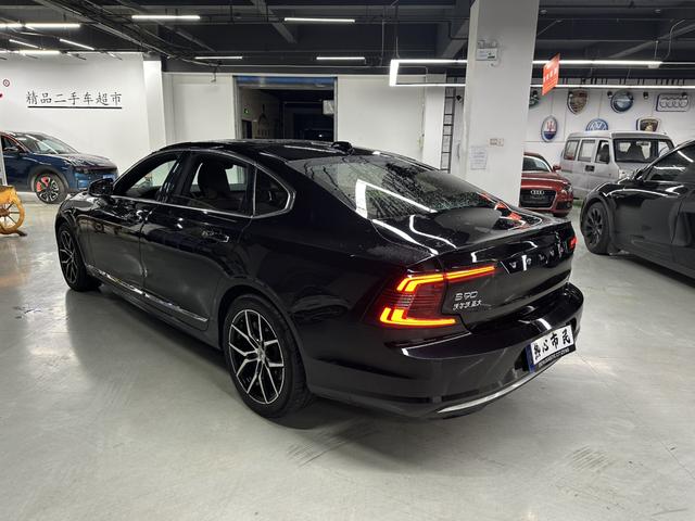 Volvo Volvo S90