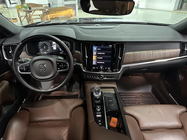 Volvo Volvo S90